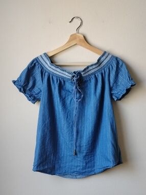Mine Size M Women’s Blue Off-Shoulder Lace-Up Blouse